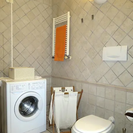 Vakantiehuis Ferienhaus Luino 130s *